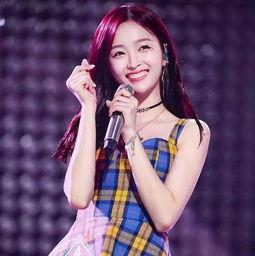 吃瓜岳丹,娱乐圈的“瓜王”传奇